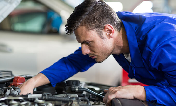  Essential Oil Change Services: Know Everything You Need to Prevent Costly Engine Damage